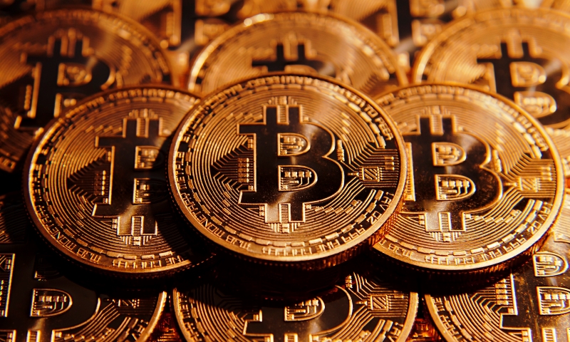 Bitcoin คืออะไร? เจาะลึกกลไกบล็อกเชน และกลยุทธ์ลงทุนราชาคริปโตฯ